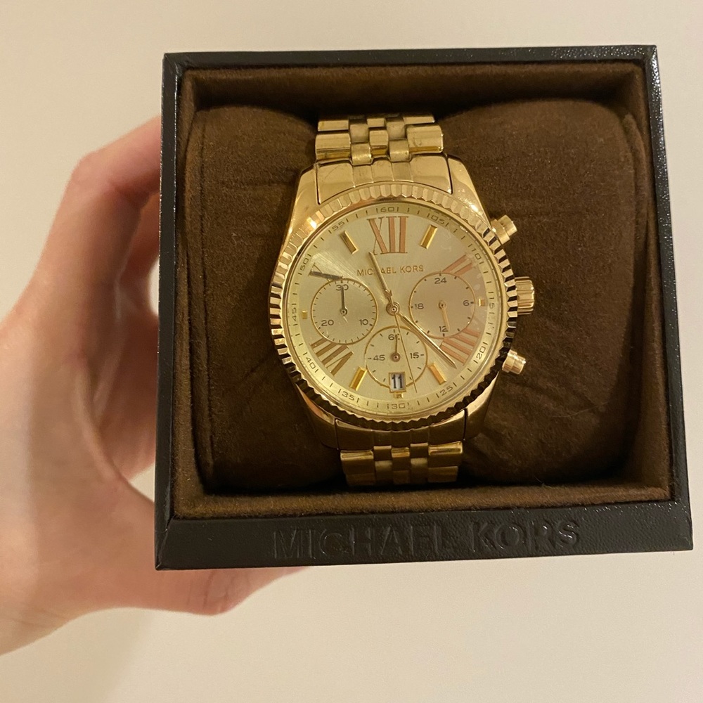 LIKE NEW Michael Kors Gold Watch